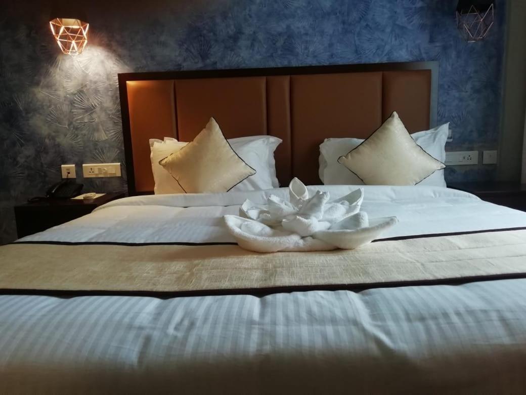 Hotel New York Square コッタヤム エクステリア 写真